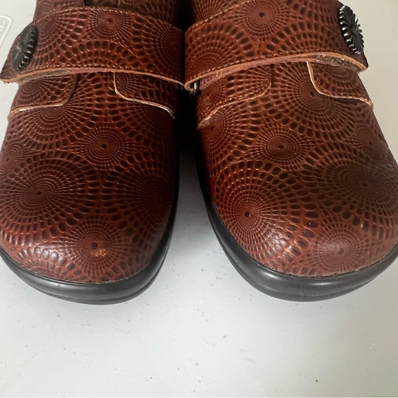 Alegria Joleen Classic Leather Shoes. EUC. EU size 35. US 5/5.5 - Picture 7 of 7